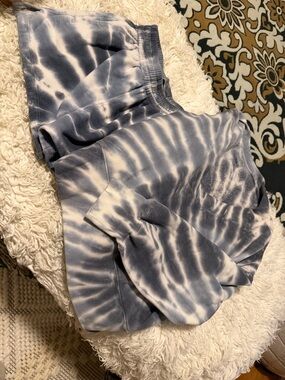 Abercrombie & Fitch Tie-Dye Set